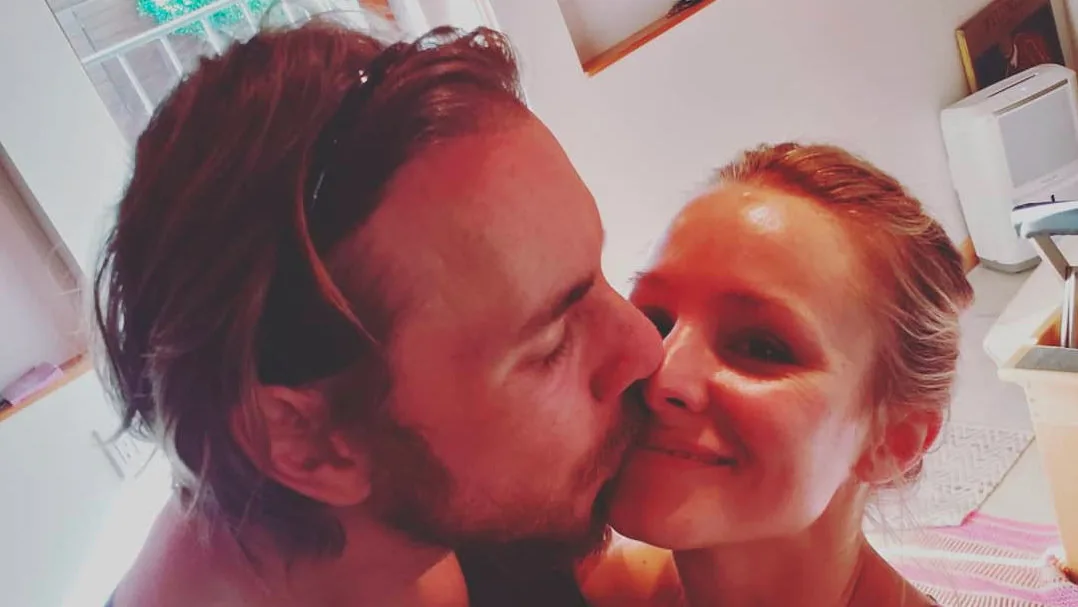 Kristen Bell and Dax Shepard photo