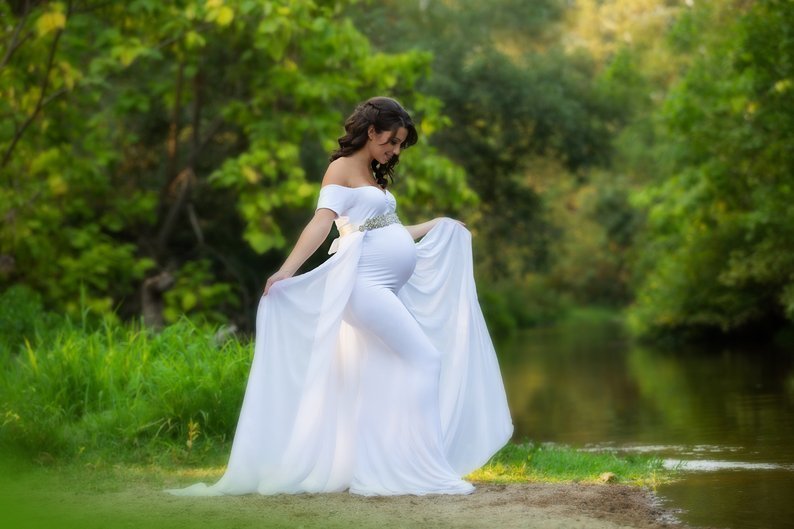 pregnant traditional wedding dresses