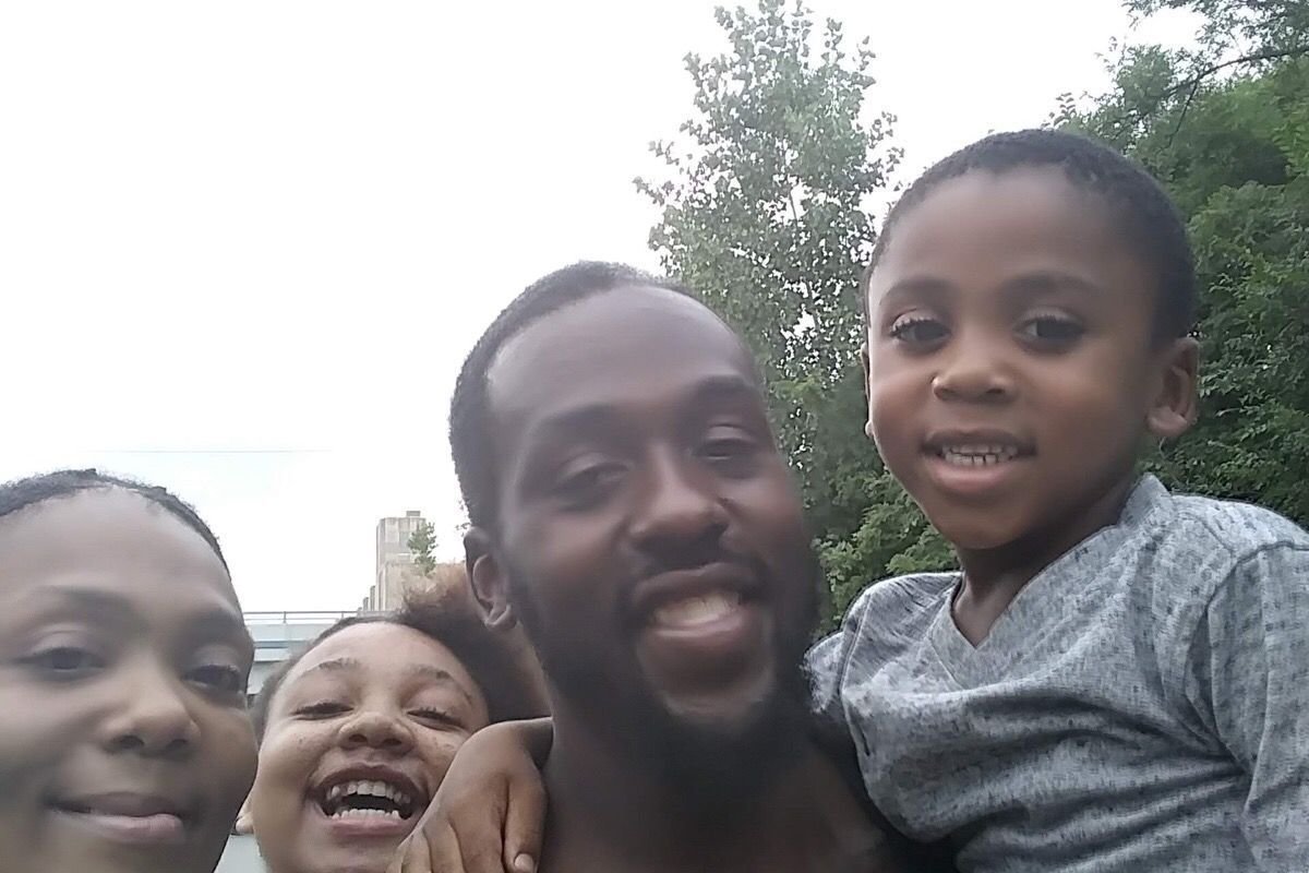 Dad Dies While Trying to Save His Kids From Drowning