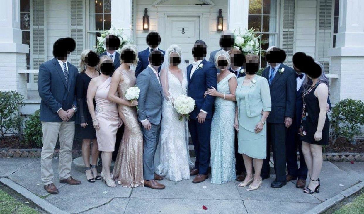 Viral Wedding Photo Shows MIL Dressed 