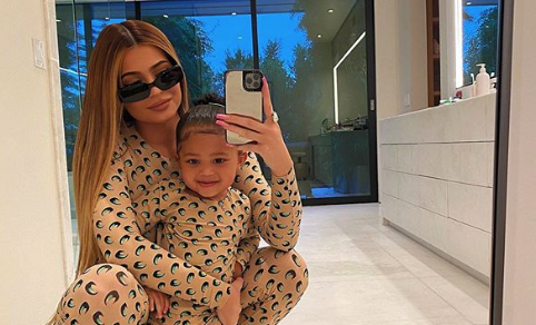 girls trip matching outfits