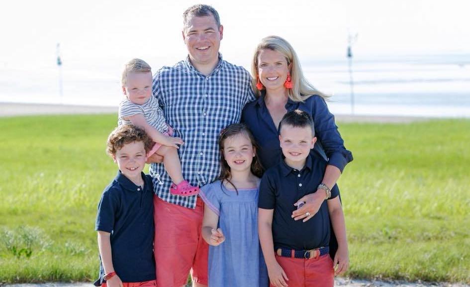 Mom Raises 7K For Janitors Cleaning During COVID19 Outbreak