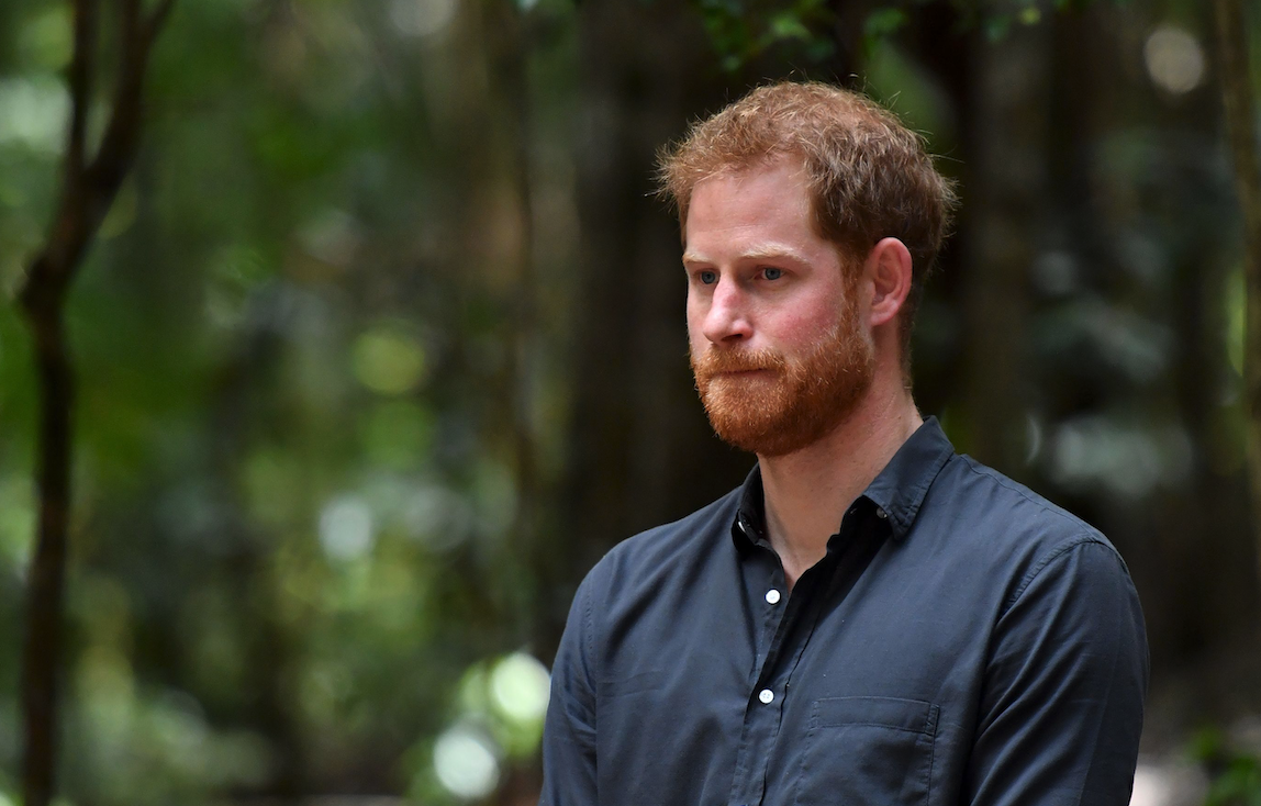 16 Signs Prince Harry Wasn T Happy With Royal Life Cafemom Com