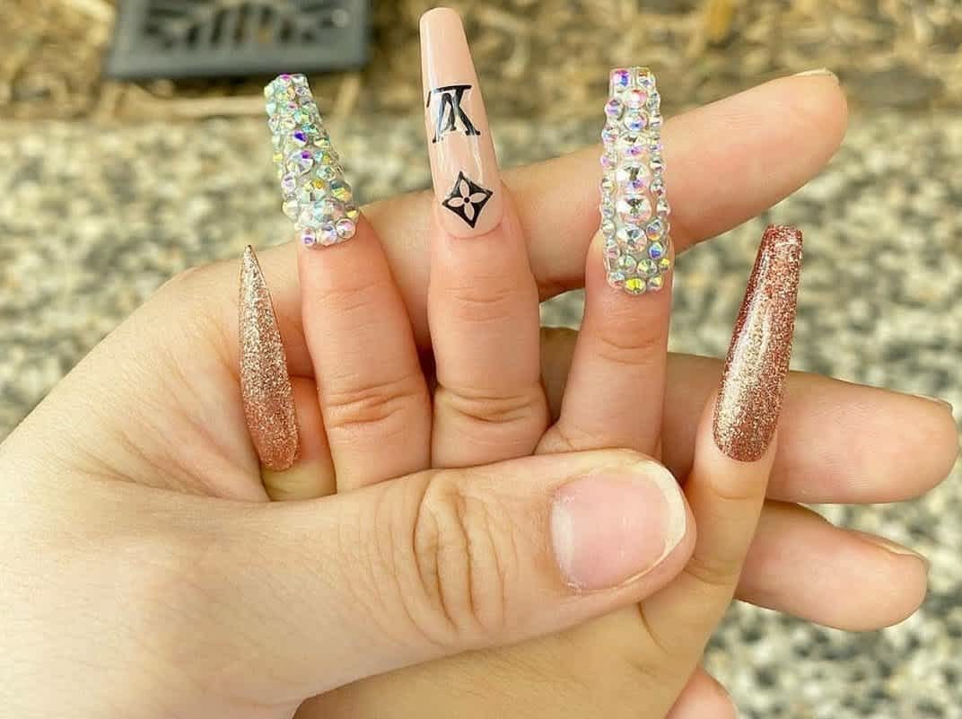 Louis Vuitton press ons by me! : r/Nails