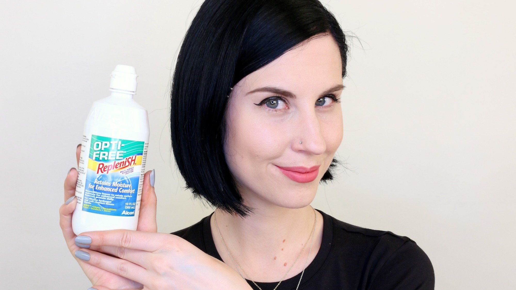 5 contact lens solution hacks every beauty lover needs to know