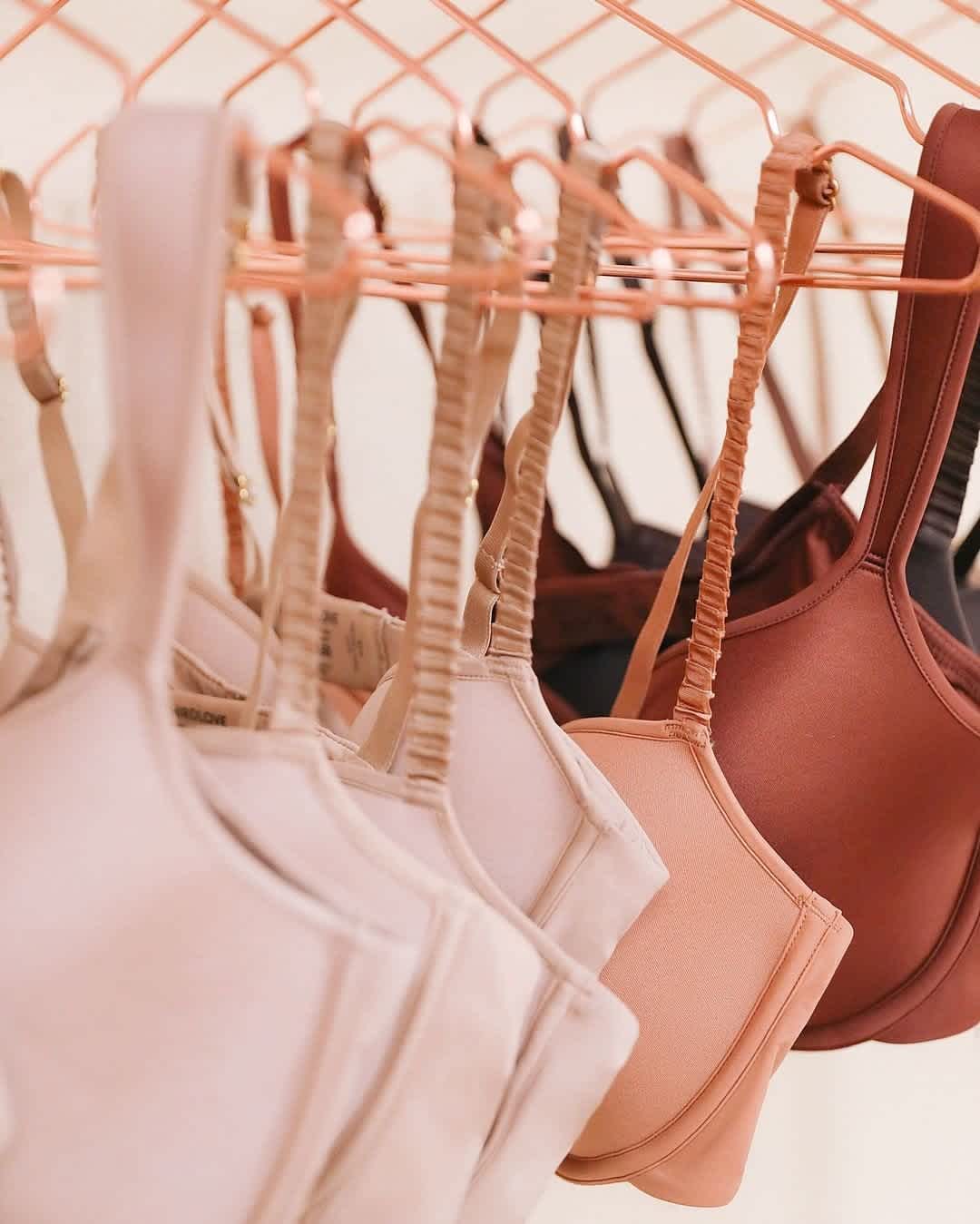 Hands Down, These Are The Best Bras For Women With Uneven Boobs