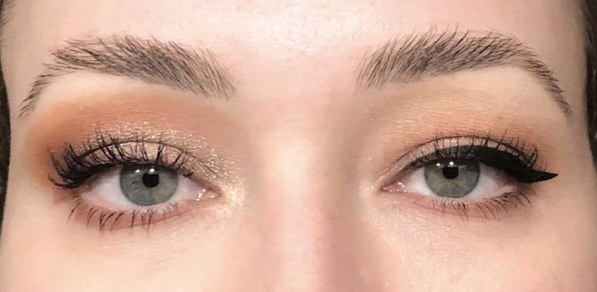 How To Do Eyeshadow For Hooded Eyes | CafeMom.com