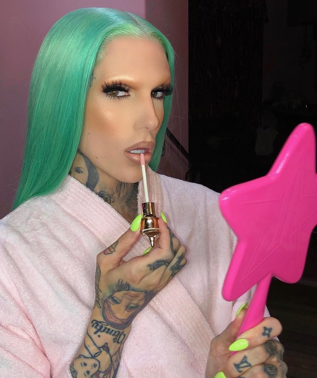 Twitter Rips Jeffree Star For Weird Sweaty Lipsticks