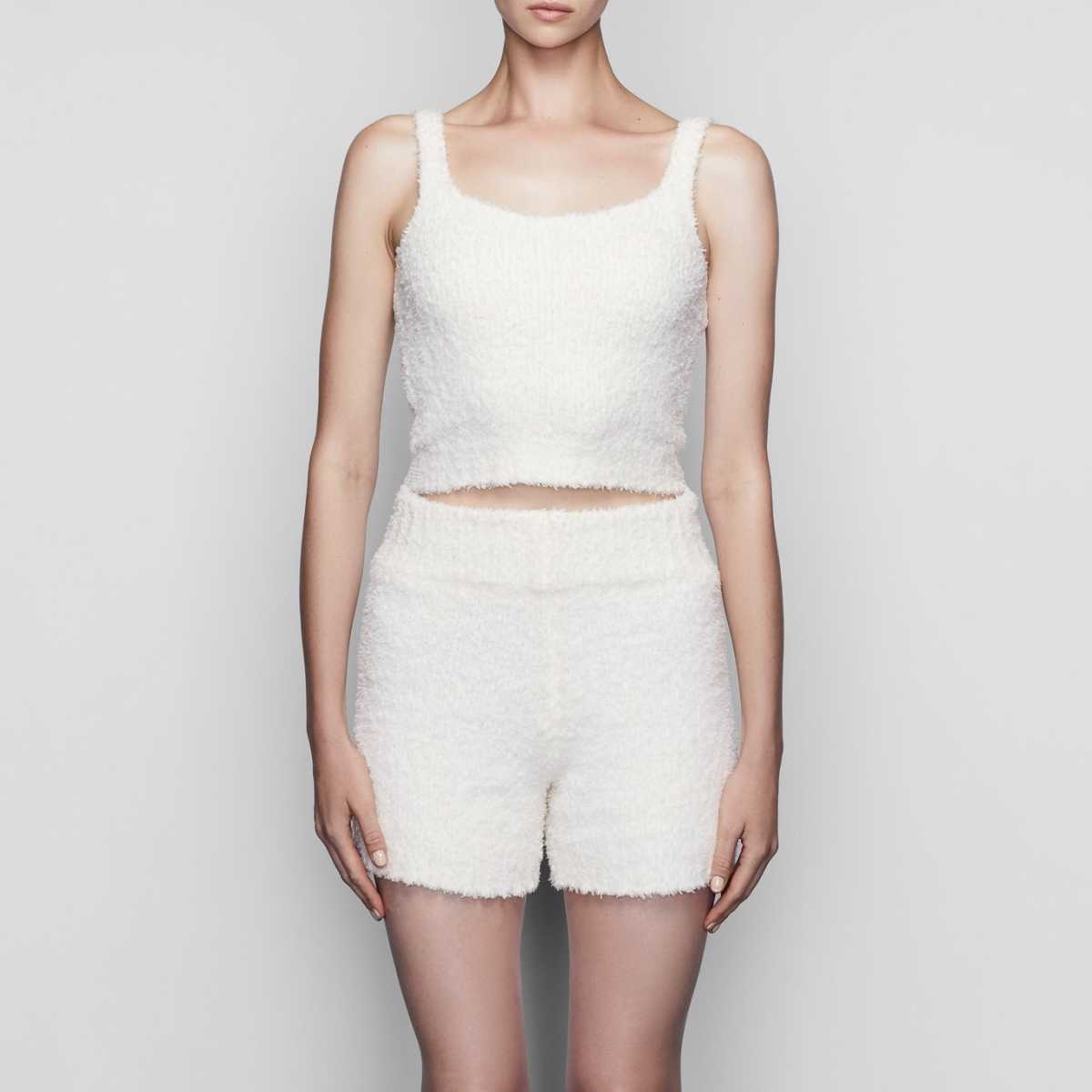 SKIMS - Skims Cozy Knit Shorts - Size S/M on Designer Wardrobe