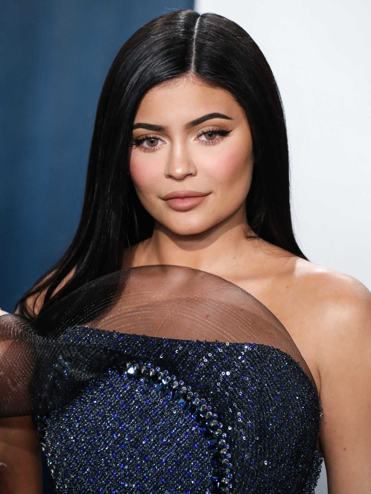 Kylie Jenner Wore Literally The Longest Extensions Possible In Steamy Vacation Photo Shoot 