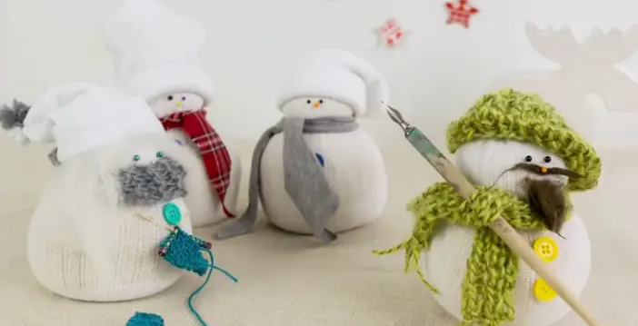 No-Sew Sock Snowman