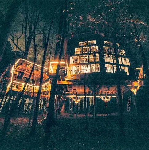 Romantic, Luxury Tree House Retreat