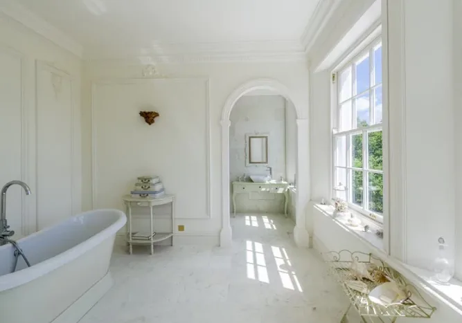 The Elegant Bathroom