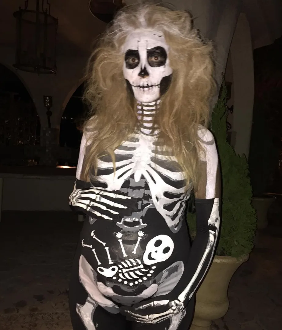 Skeleton Mom ... and Baby