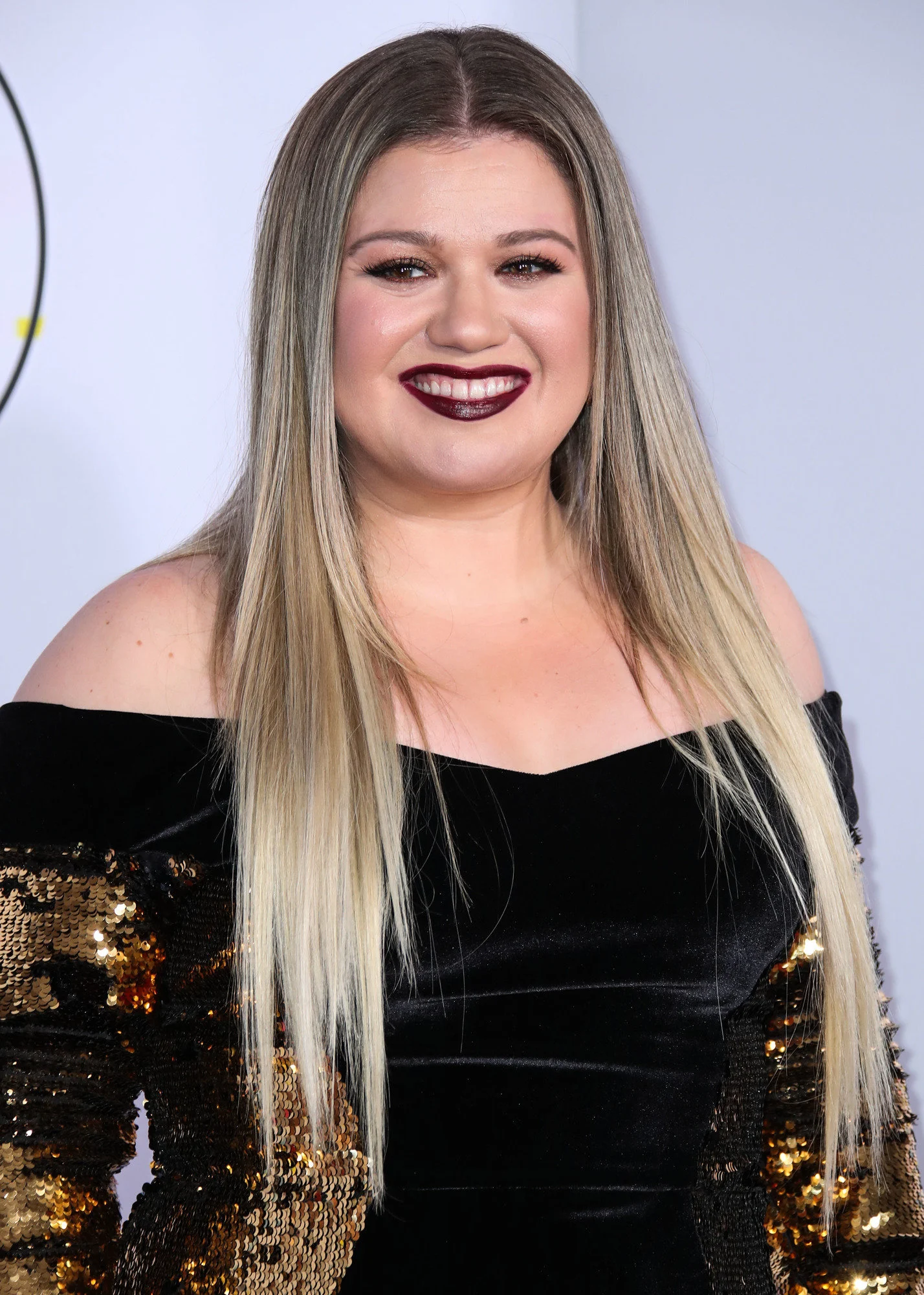 1. Kelly Clarkson for her daughter's unhealthy snack.