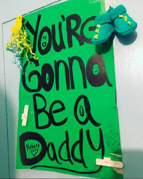 A sign for daddy-to-be.