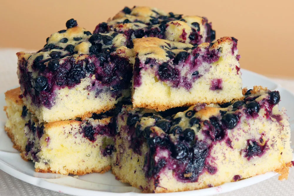 Crock-Pot Blueberry Cake