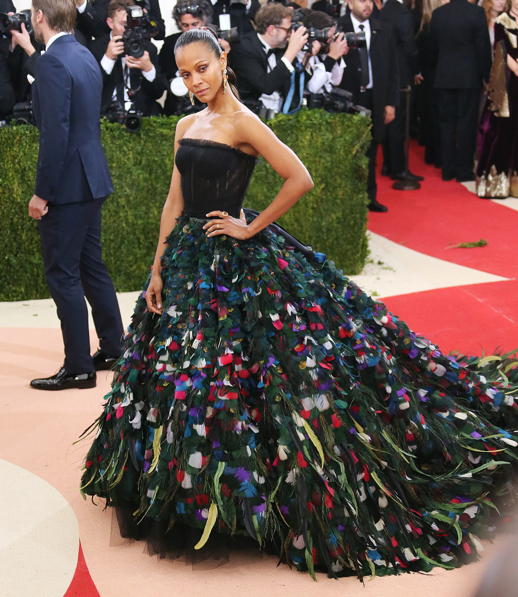 Zoe Saldana's 2016 Met Gala Dress