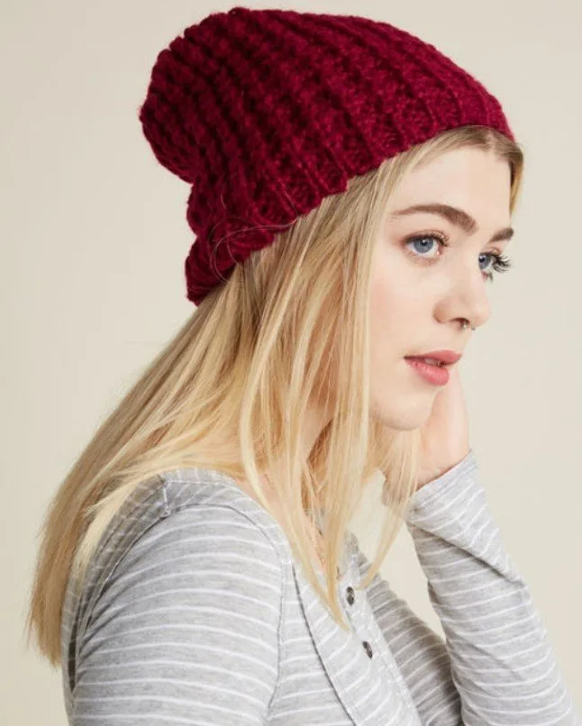 Beignet or Nay Hat in Cranberry