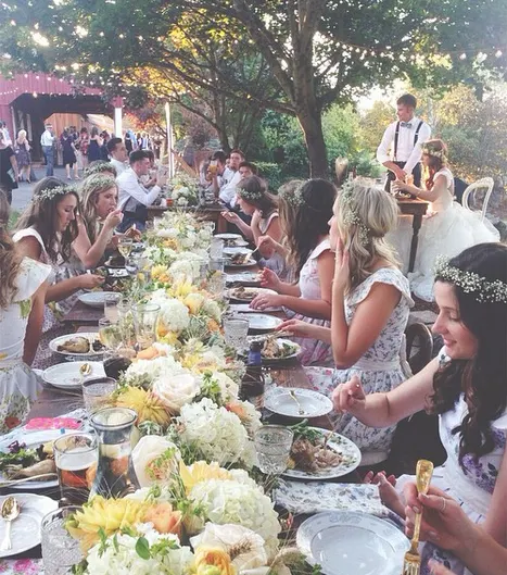 Elongated Bridal Party Table