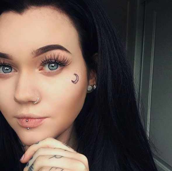 65 Face Tattoos You Should Check Out Before Getting One