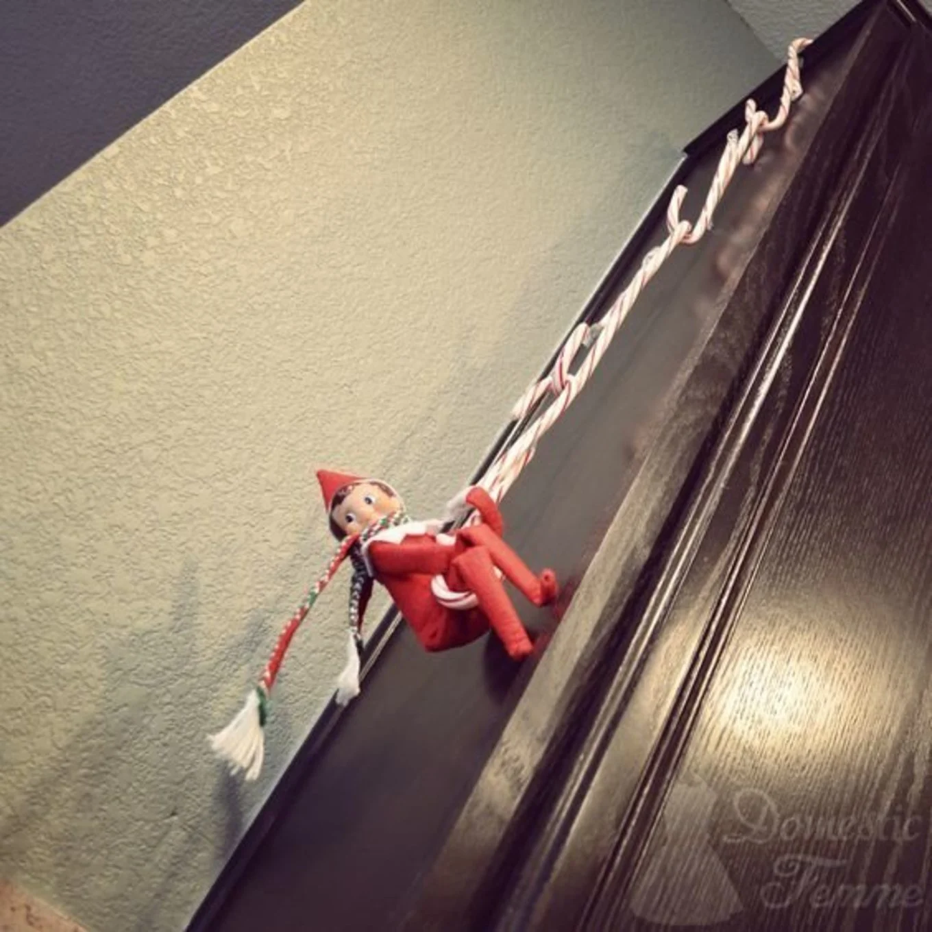 Candy Cane Rope Swing