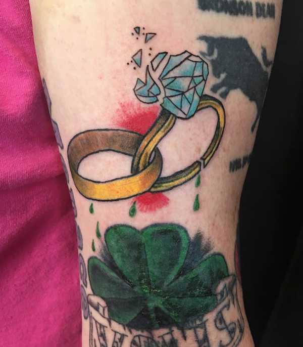 40 Inspiring Tattoo Ideas to Get After a Divorce