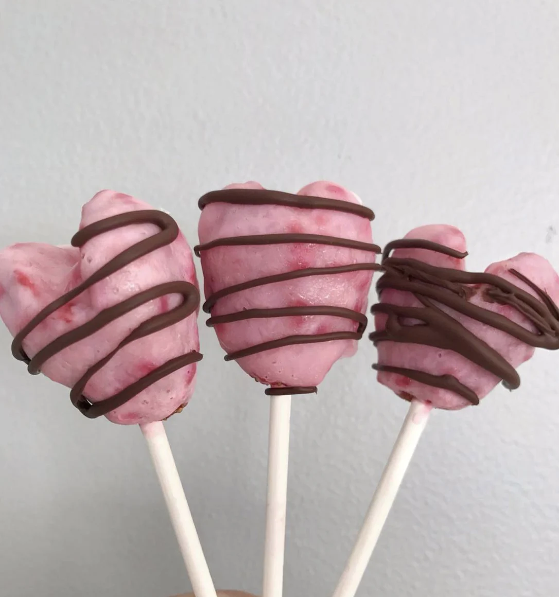 Strawberry Heart Pops