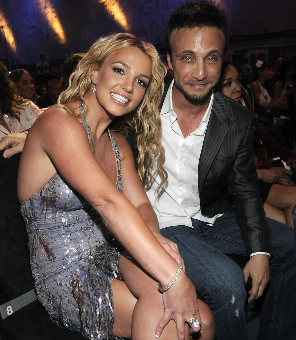 April 2007: Britney Fires Her Manager