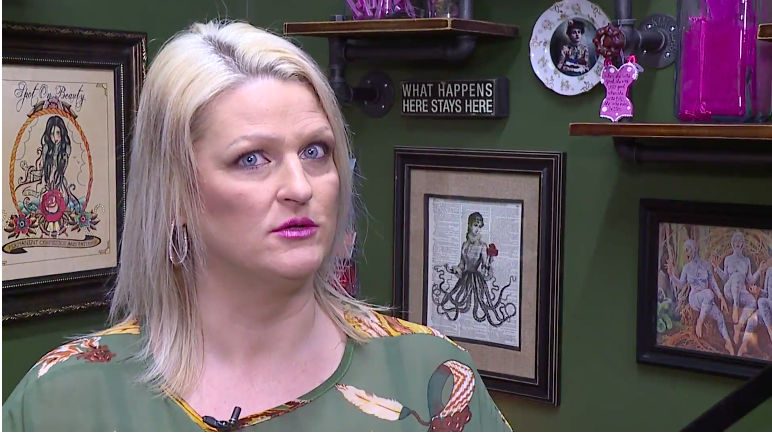 The mom said that originally she was excited to get her eyebrows treated by a woman who claimed to be a professional.