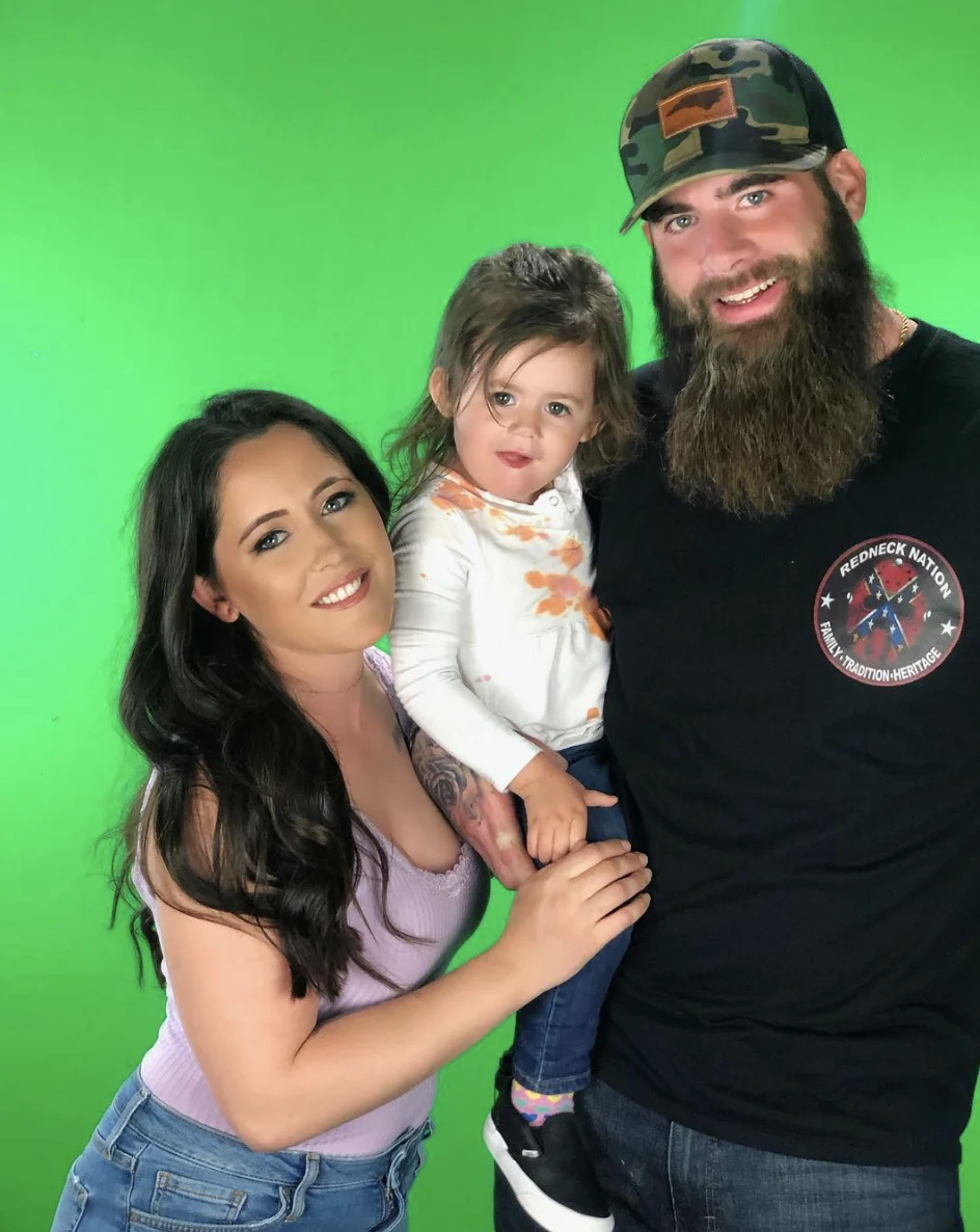 At what point will Jenelle have had enough and file for divorce?