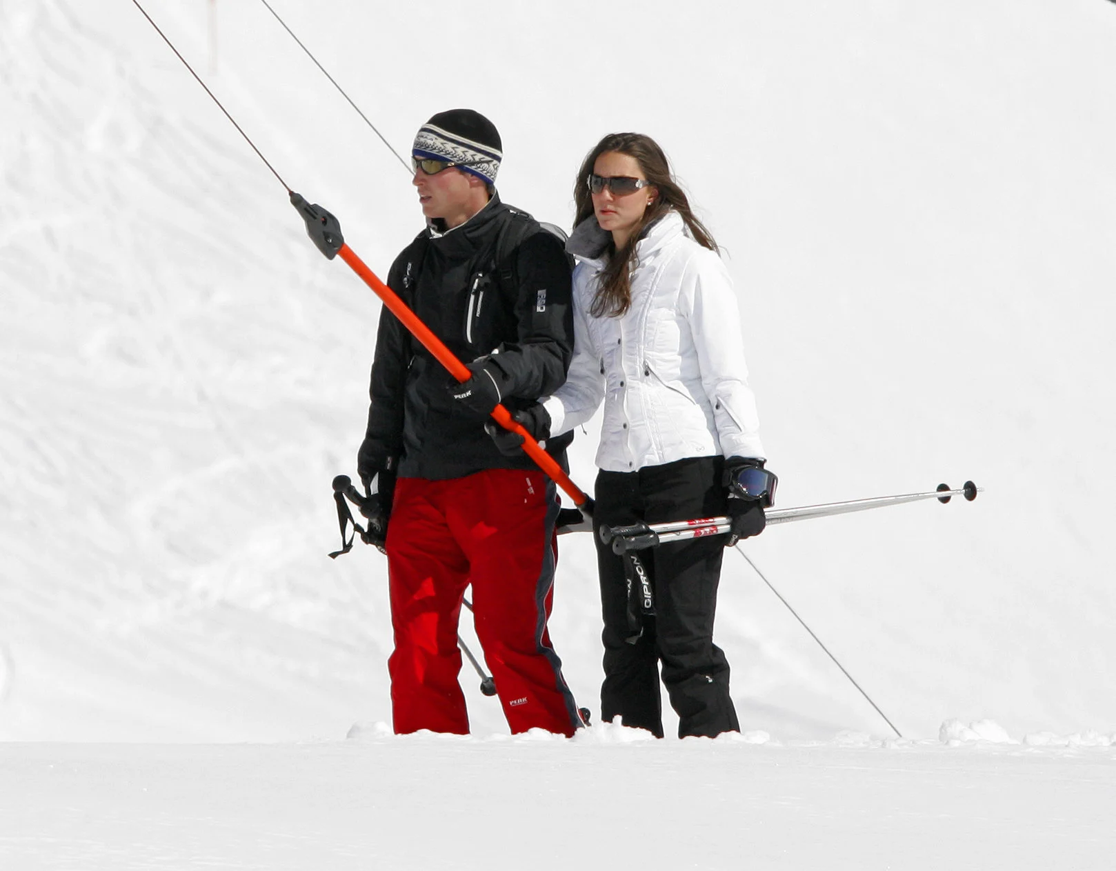 Couples Skiing