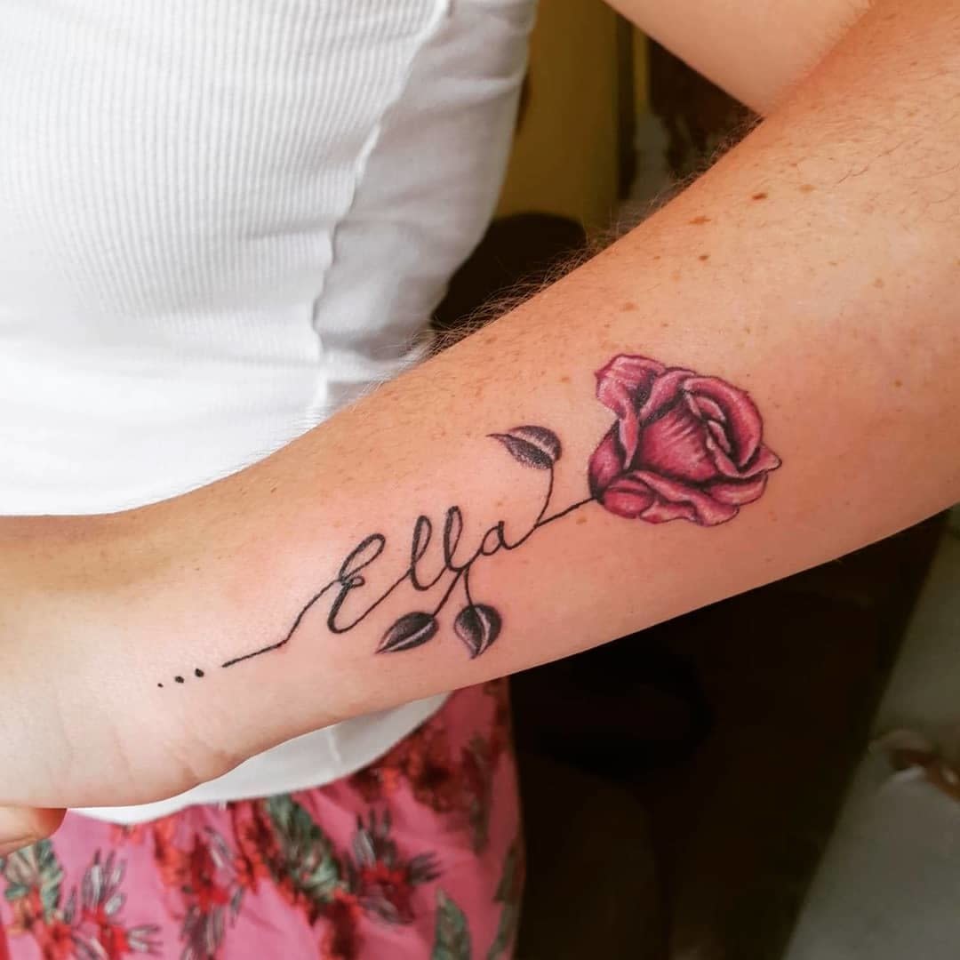 name tattoos with flowers