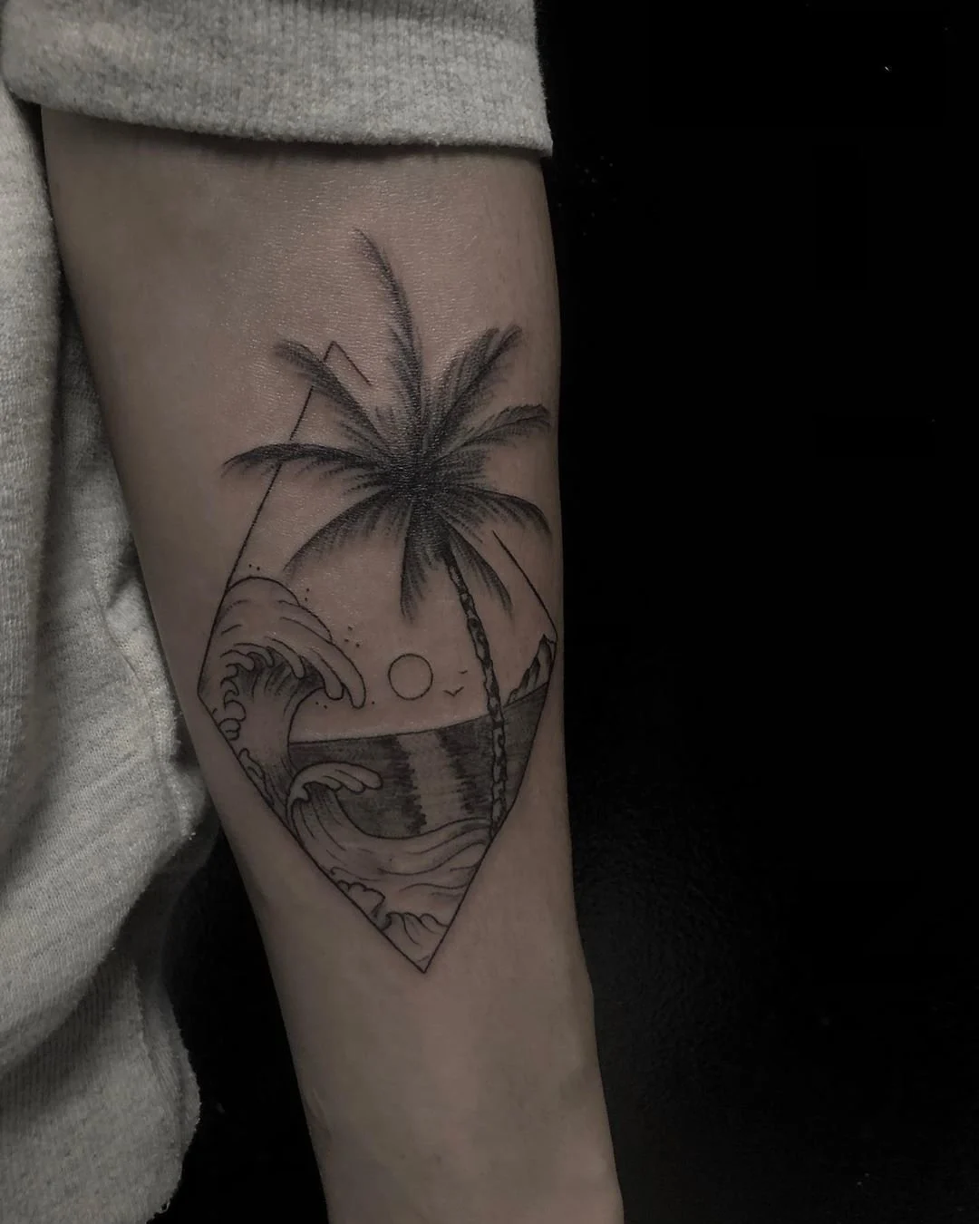 Black & White Beach