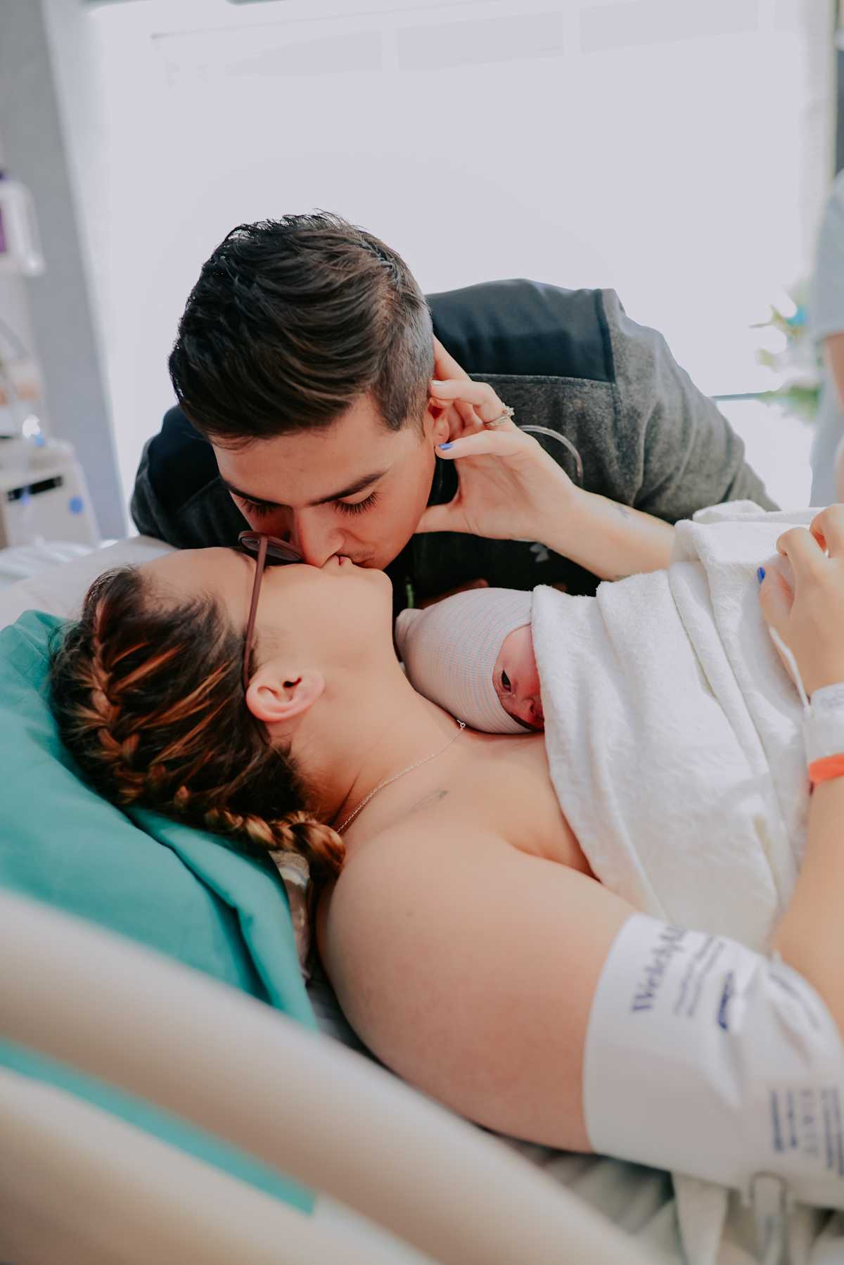 The photographer says that she hopes the photo inspires other parents to make their own rules.