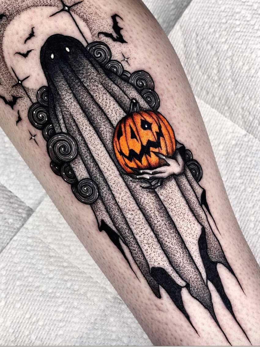 30 Tattoos for Anyone Who's Obsessed With Halloween | CafeMom.com