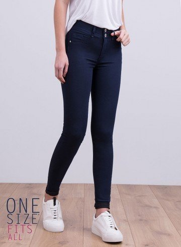 7 women tried one-size-fits-all jeans 