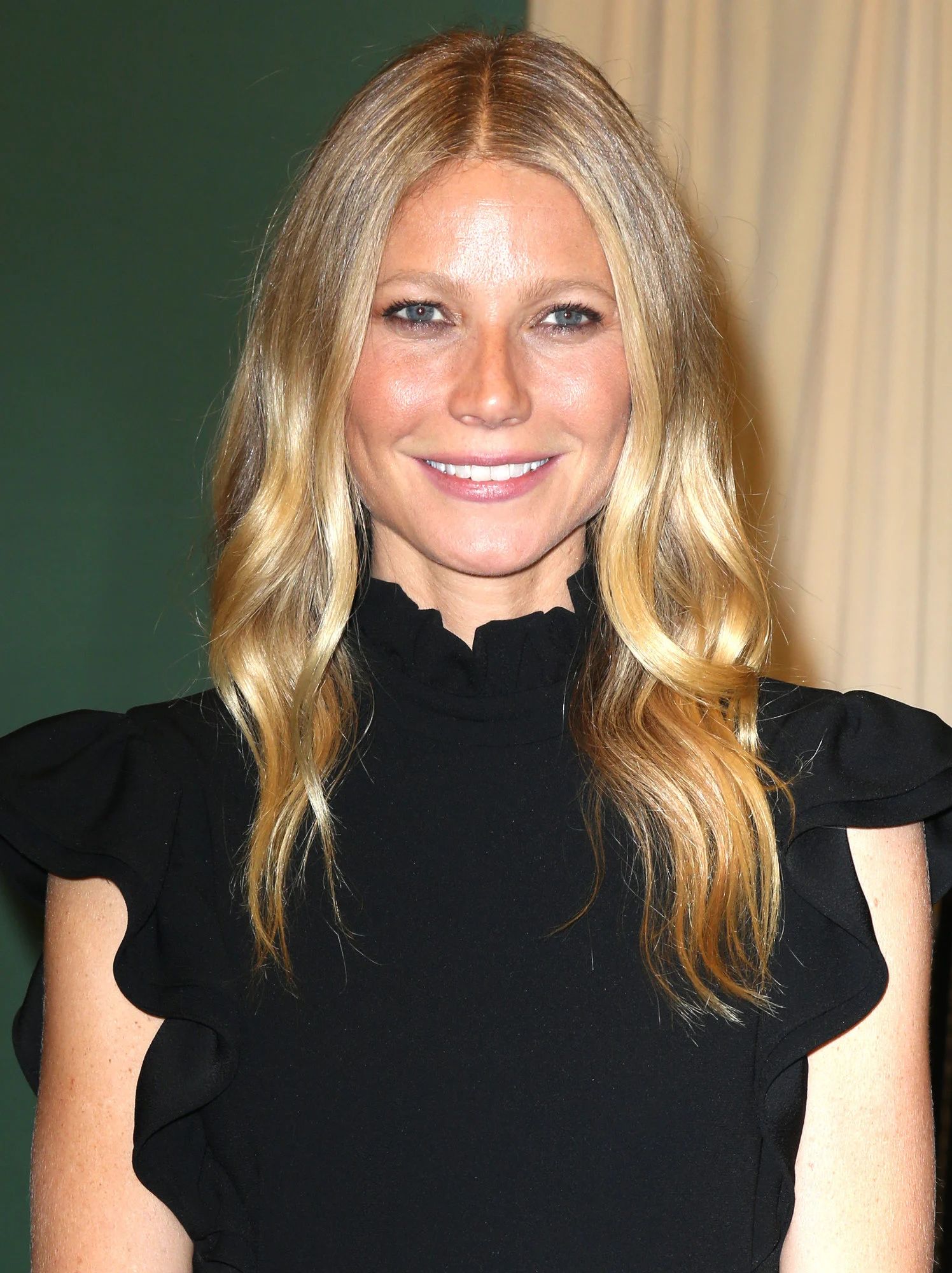 gwyneth paltrow makeup routine