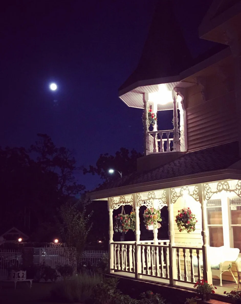 doe deere house