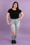 Fashion Nova jeans really fit plus-size body | CafeMom.com