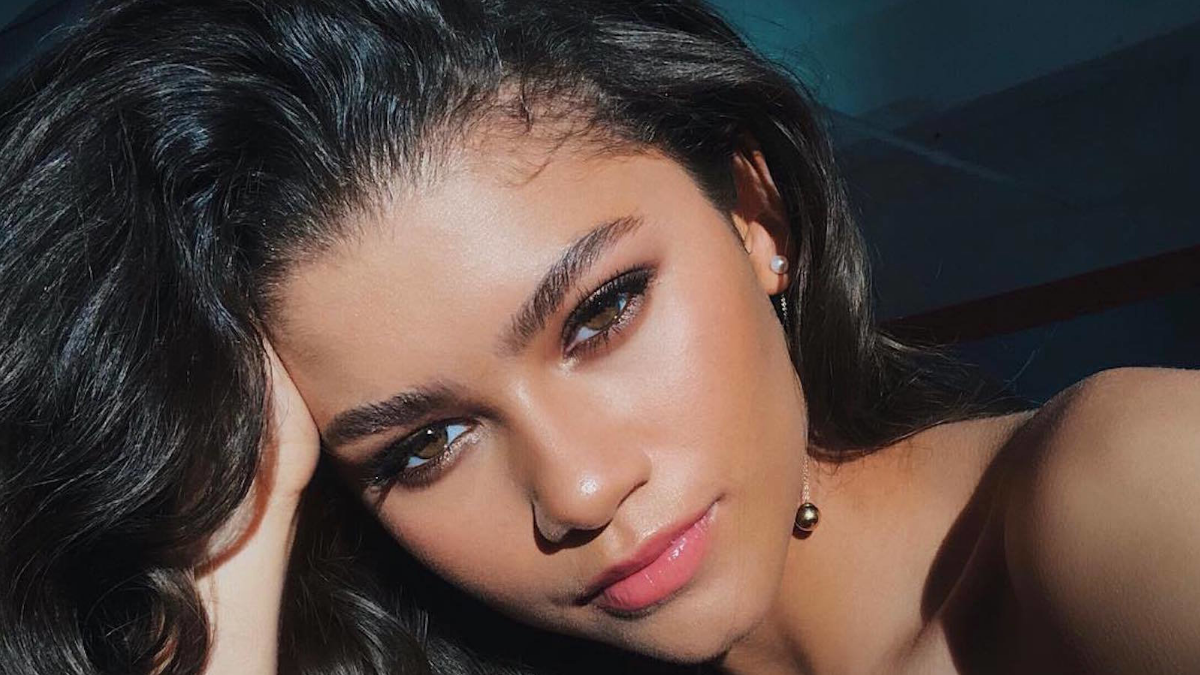 Zendaya's brow-length bangs are blowing up online and making us rethink our  current haircut