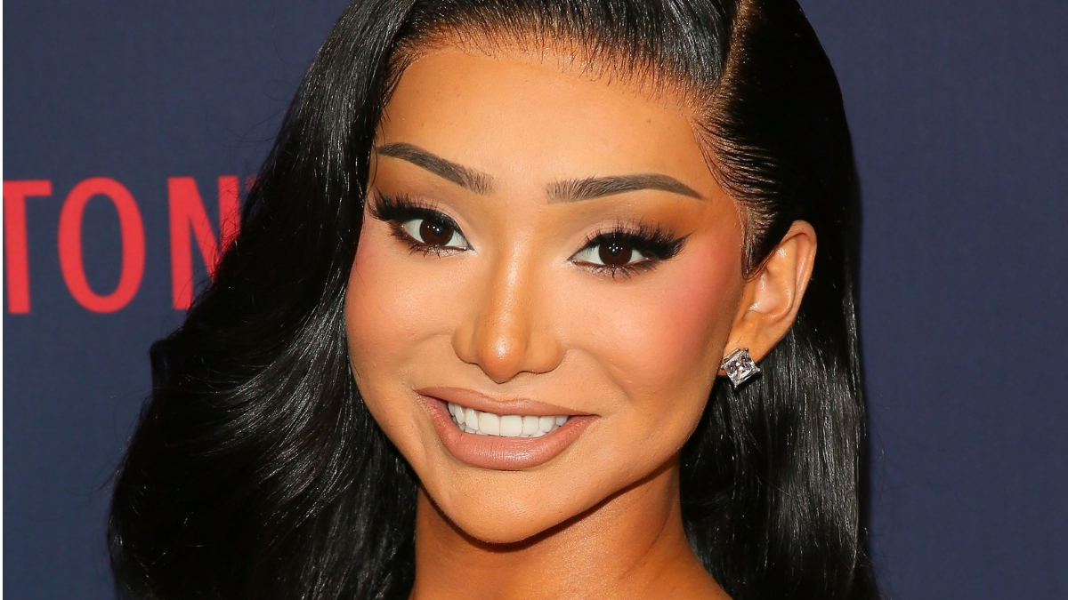 The 10 Best Dressed YouTubers At The Streamy Awards