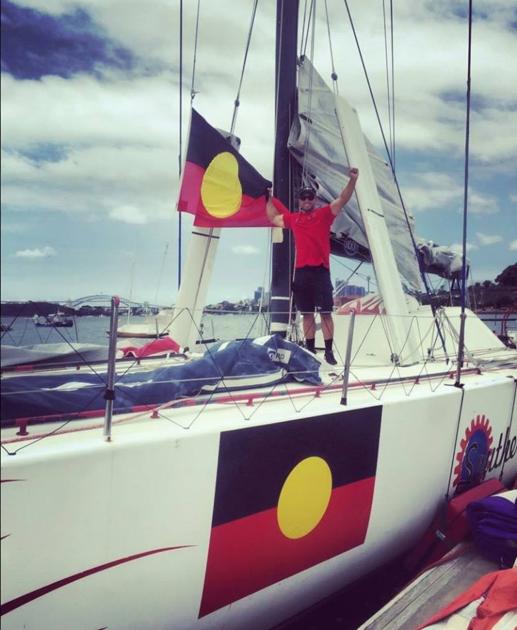 SYD-HOB-YACHT-Black-power 181104 050912
