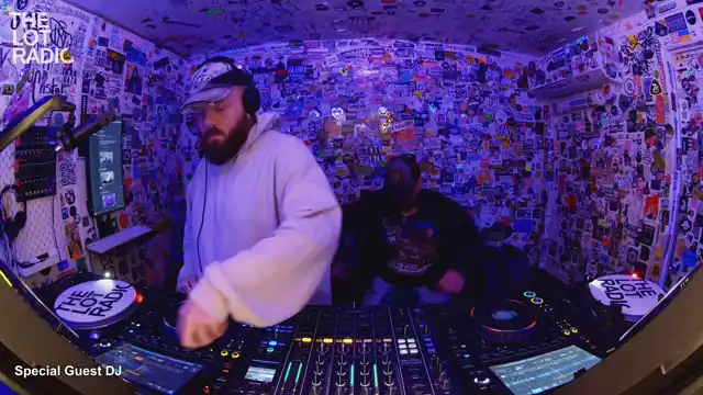 Episode knDkmveDDKddoVUXxO23p Thumbnail 3