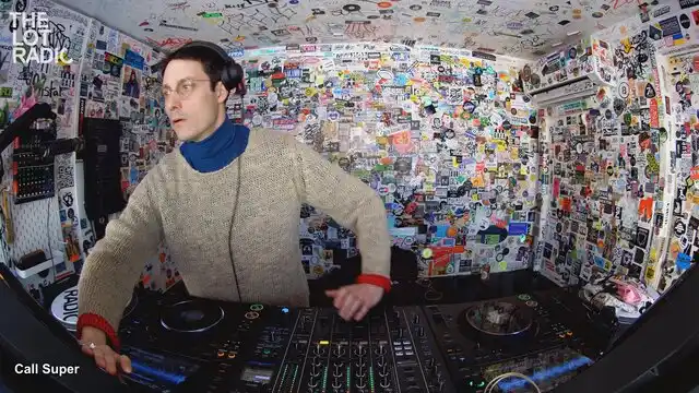 Episode 5EFJC6pVs30LfyEUNM7SZi Thumbnail 2