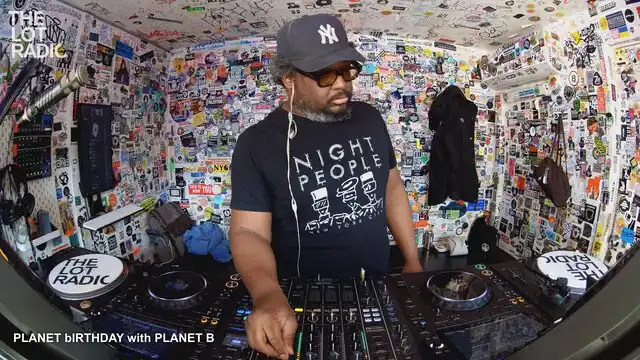 Episode 3VmAHJbXBfbz69bXMApbfA Thumbnail 4