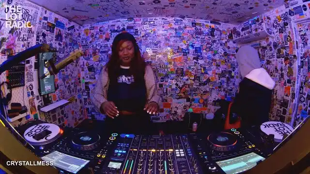 Episode 6kshPAIu4ya8WWfih2bVkD Thumbnail 4