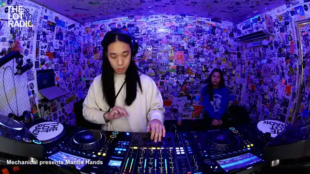 Mechanical presents Mantis Hands poster