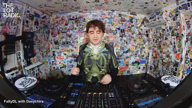 Episode 3xDGnuWXHvS4BArsyWpfzu Thumbnail 3