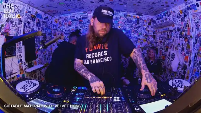 Episode 1GdfCqSXCSHBQWQzVm9KFR Thumbnail 3